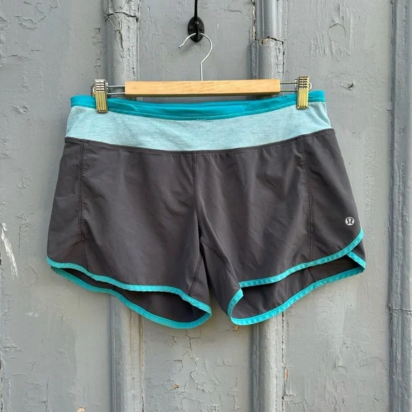 Lululemon Groovy Run Short, size 8 - Picture 3 of 13